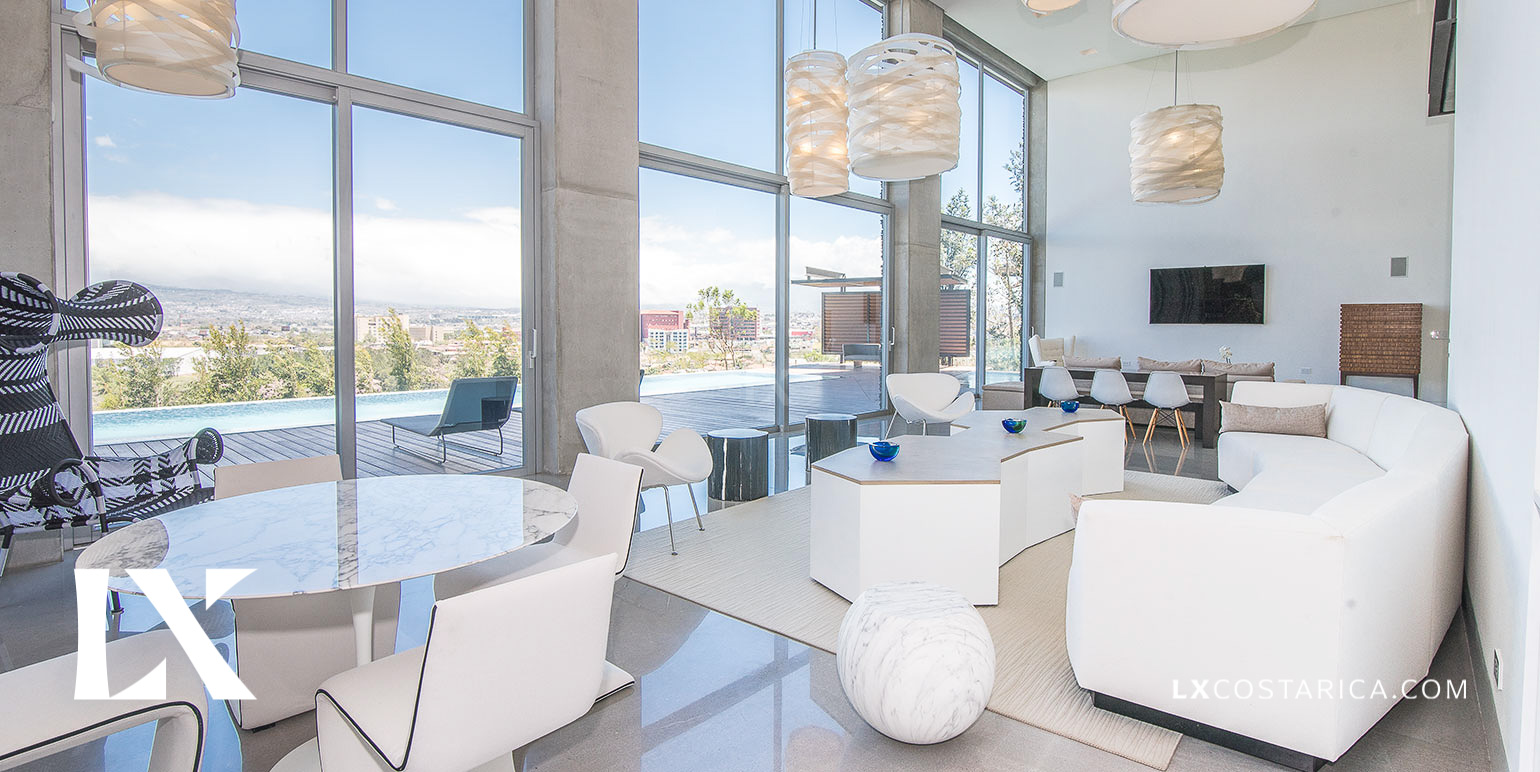 The Highpoint Homes in Cerro Alto Living Room 2